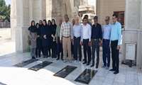 به مناسبت گرامیداشت هفته دفاع مقدس گلزار شهدای  گمنام مصلی  درشهرستان بندرعباس عطر افشانی شد